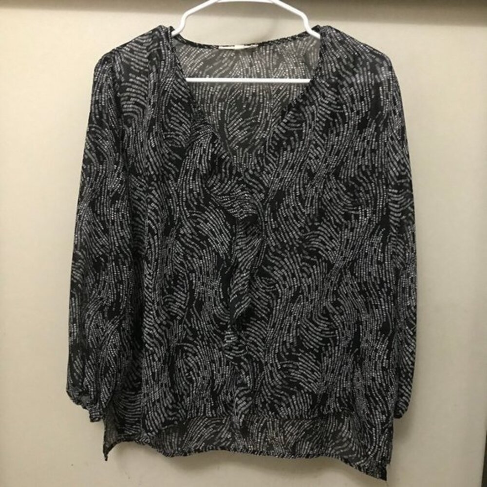 fun2fun Black & White Pattern Ruffle Neck/… - Picture 1 of 6